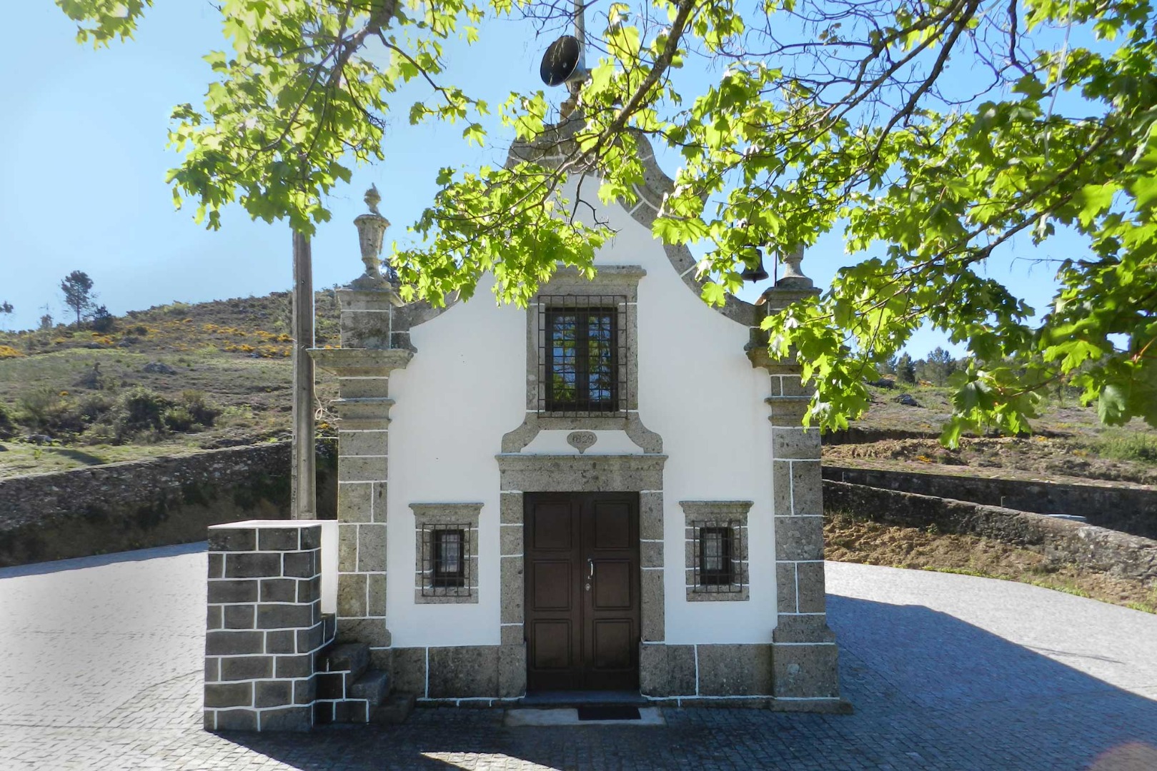 Capela da Senhora da Rocha